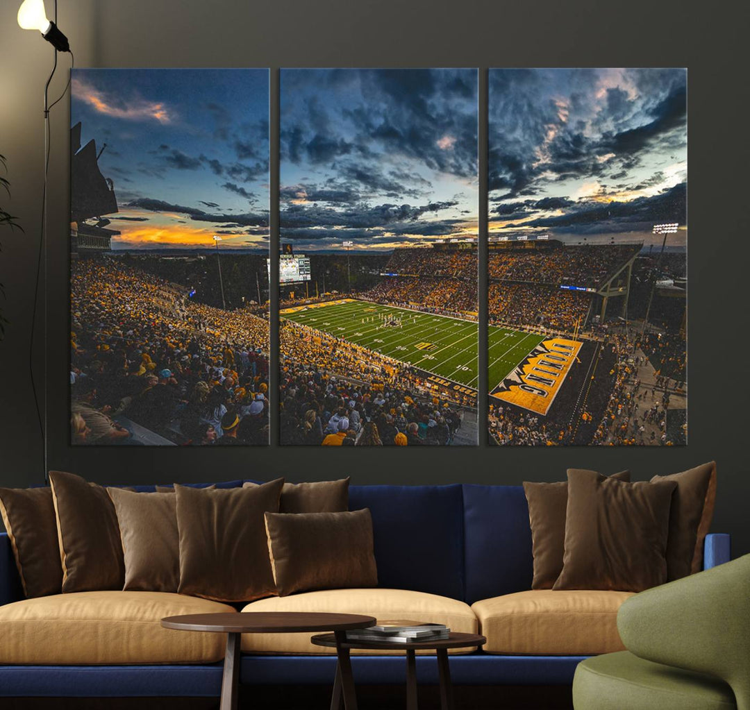 University of Wyoming Cowboys Football Team Print - Laramie War Memorial Stadium Wall Art Canvas Print