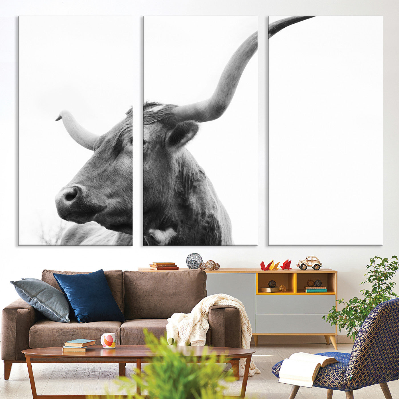 64392617-MGV-CV-36X24-Longhorn Wall Art Wall Art Canvas Print, Framed Modern Ranch Style Art Art Picture Print, Monochrome Cow Print Perfect Rustic Western Decor