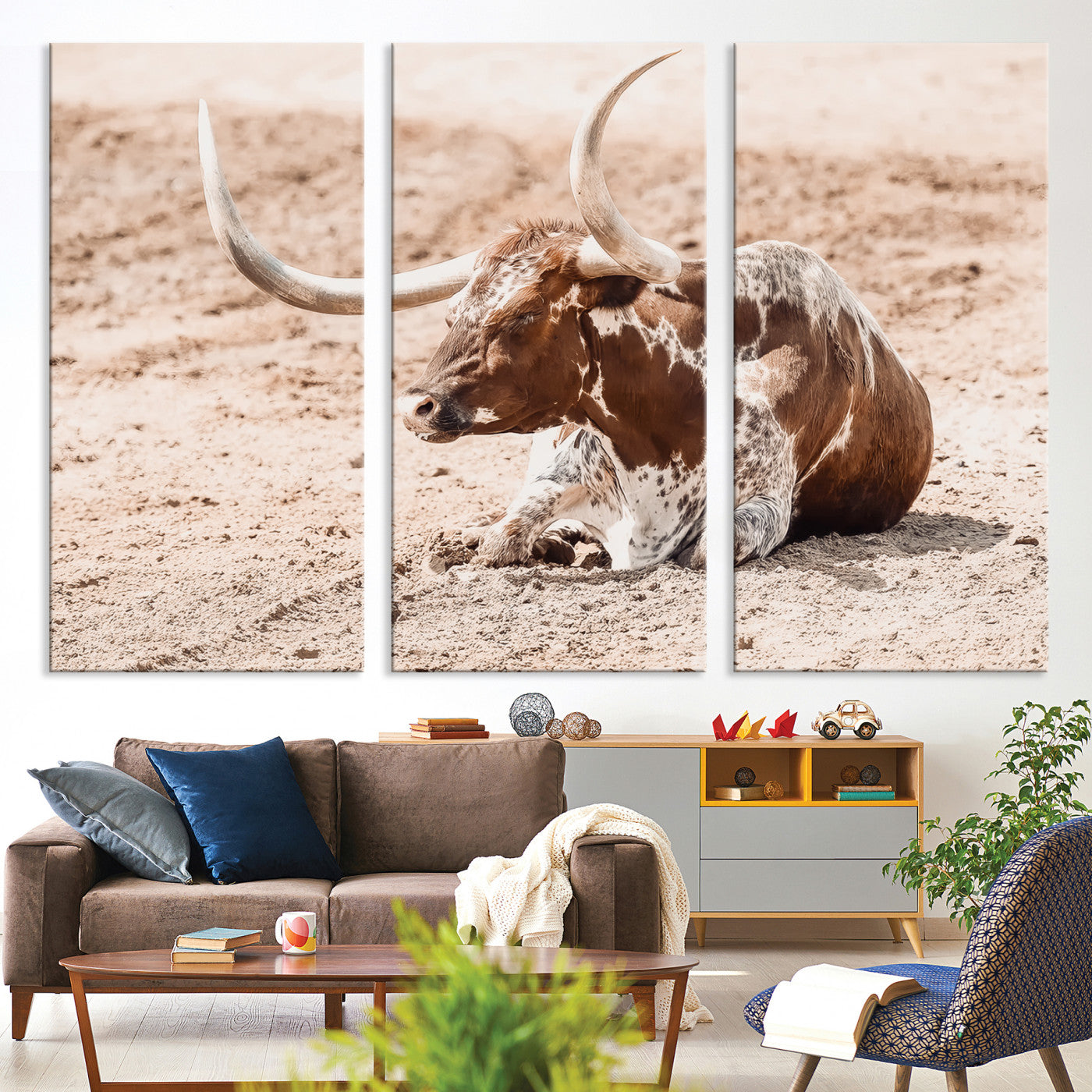 91248682-MGV-CV-36X24-Texas Longhorn Wall Art Canvas Print, Framed Resting Bull Art Picture Print, Spotted Cattle Perfect Rustic Western Decor, Spotted Cattle
