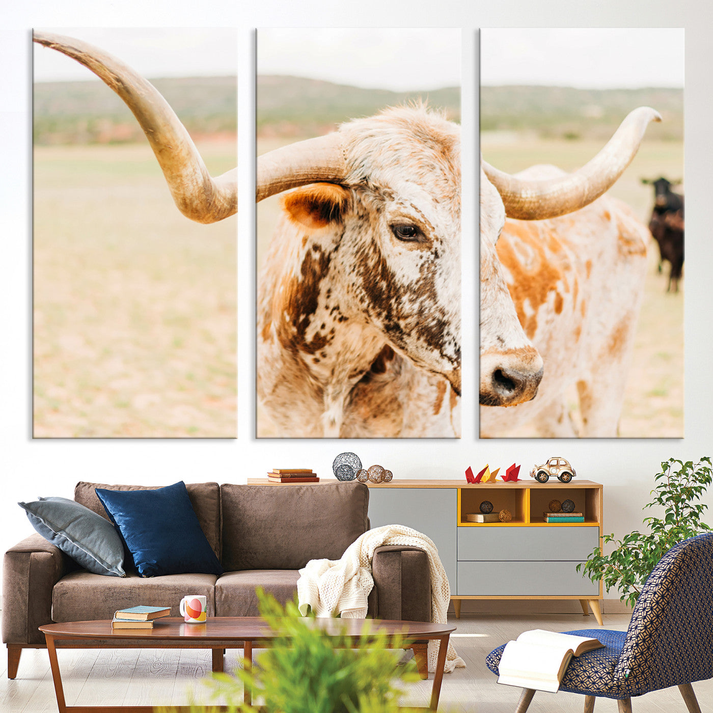 21060648-MGV-CV-36X24-Texas Longhorn Wall Art Canvas Print, Framed Speckled Cow Art Picture Print, Rustic Bull Perfect Rustic Western Decor, Framed Speckled Cow
