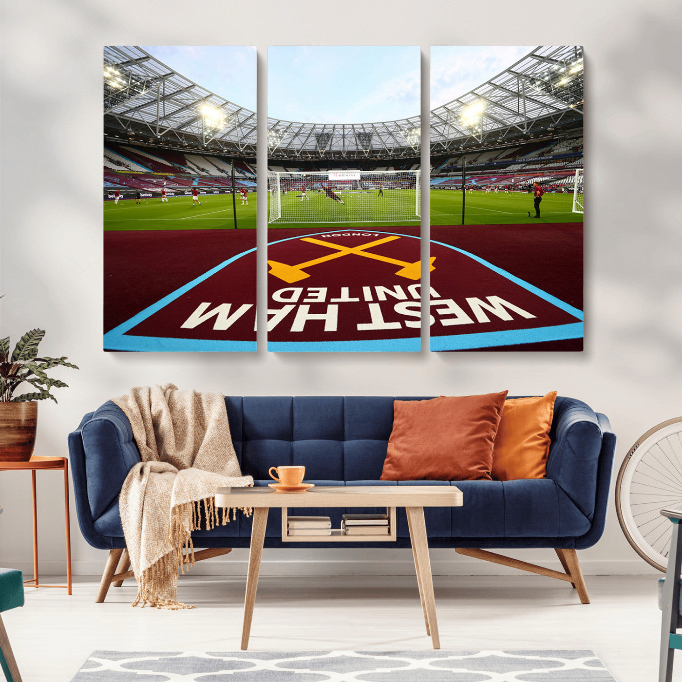 MGV-CV-48X32-3P - West Ham United FC Stadium Canvas Wall Art – London Stadium Football Print – Premier League Team