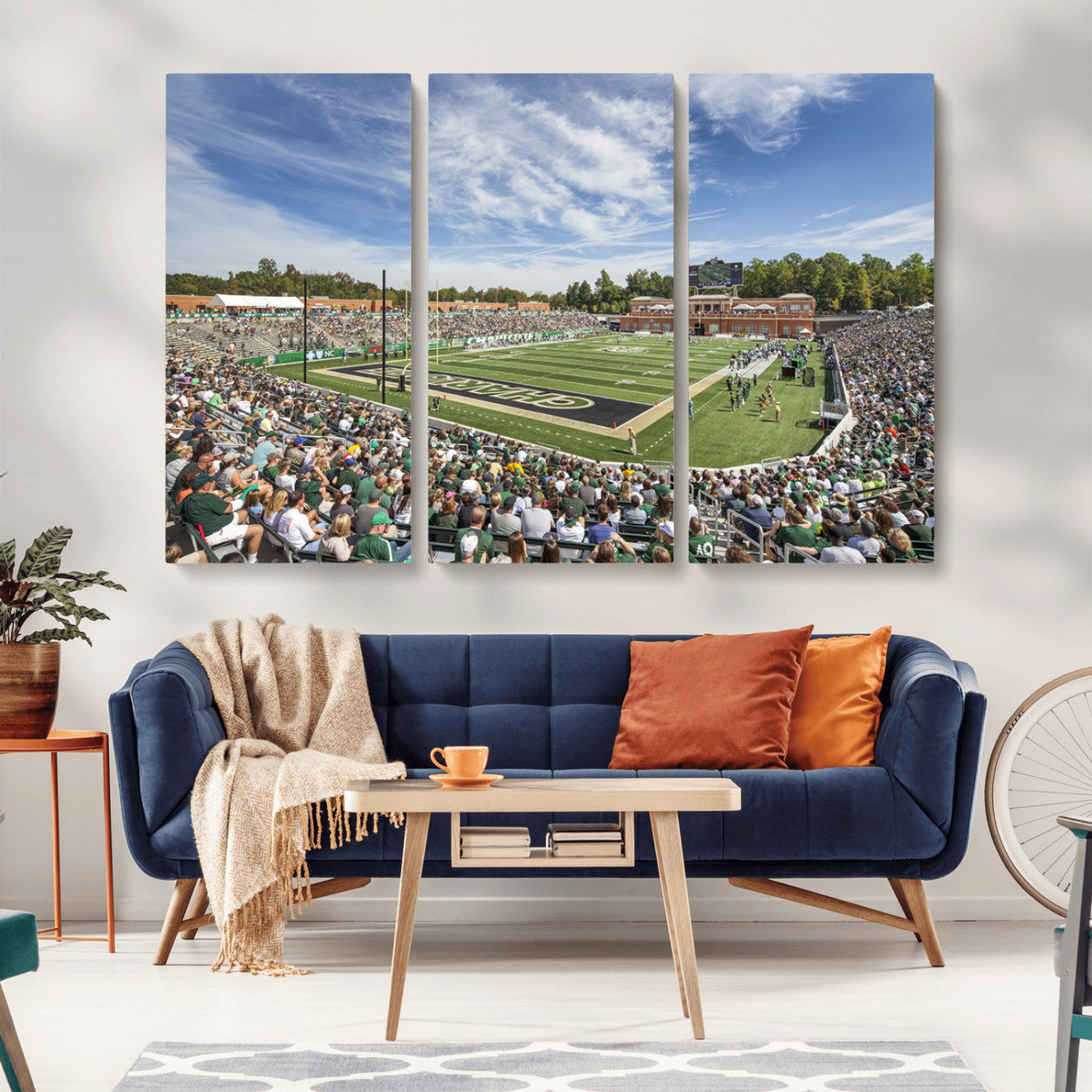 MGV-CV-48X32-3P - University of Charlotte 49ers Football Team Print - Charlotte Jerry Richardson Stadium Canvas Print