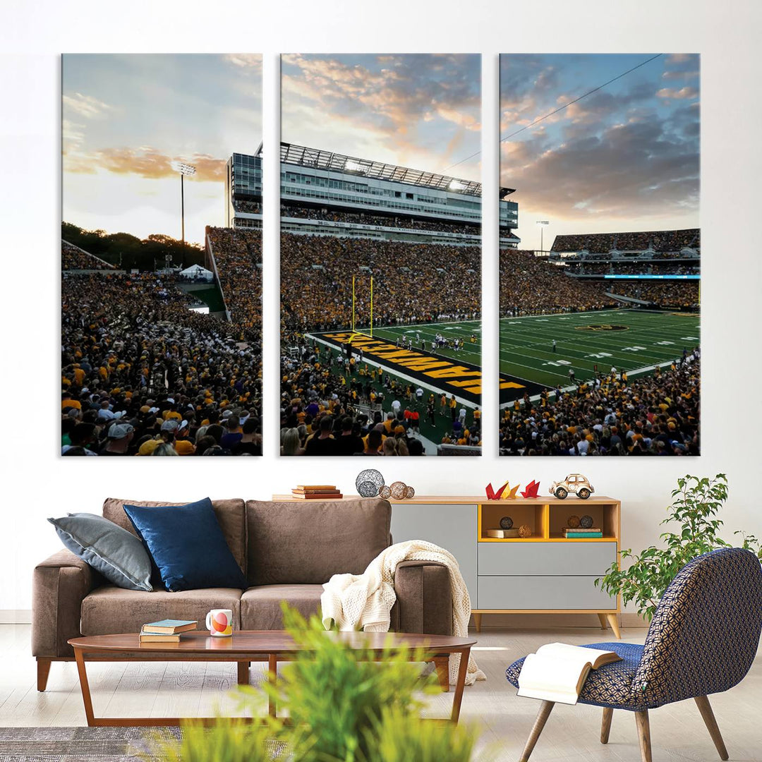 Iowa University Hawkeyes Football Team Print - Iowa City Kinnick Stadium Wall Art Canvas Print