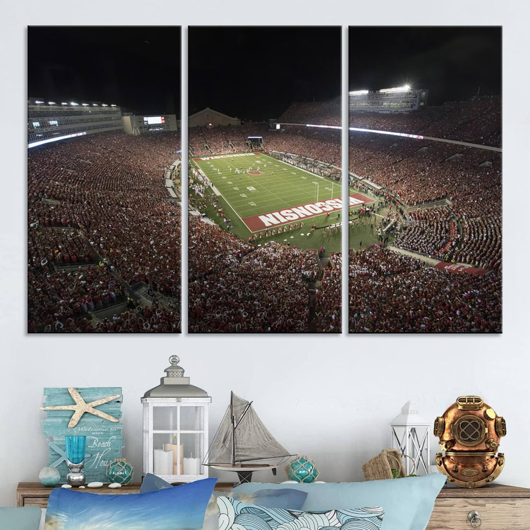 Wisconsin Badgers Football Team Print - Madison Camp Randall Stadium Wall Art Canvas Print