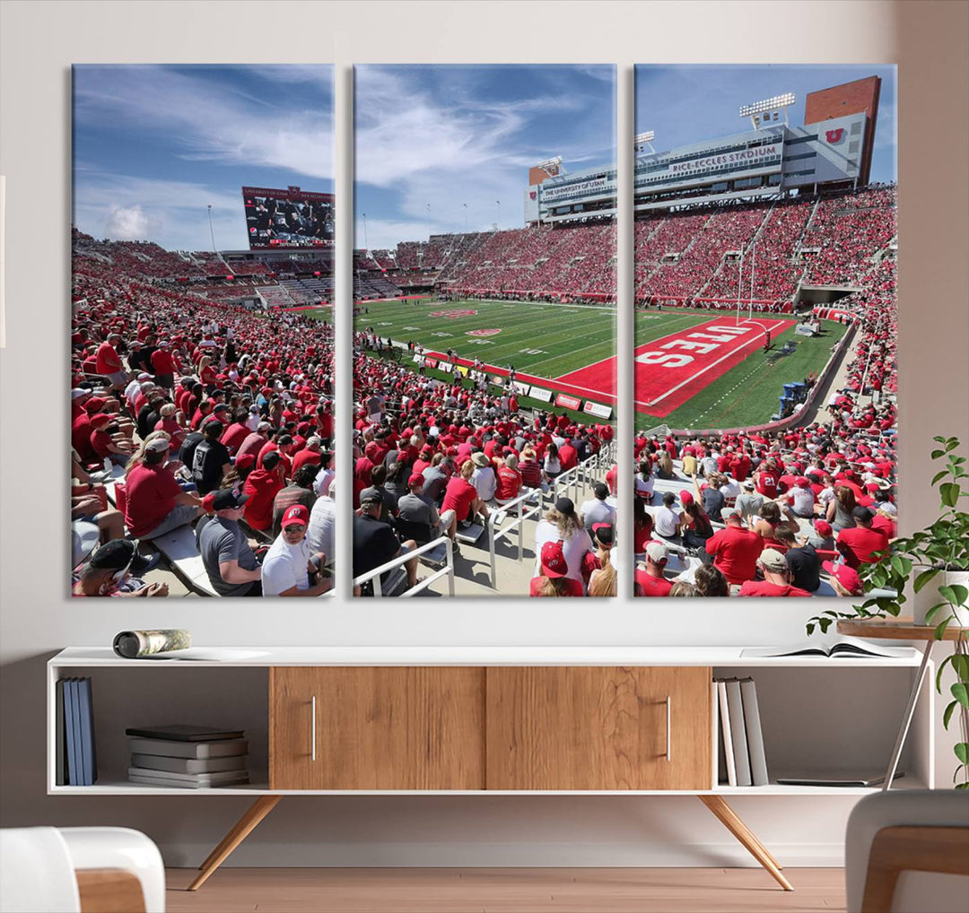 Utah Utes Football Team Print - Salt Lake City Rice-Eccles Stadium Wall Art Canvas Print