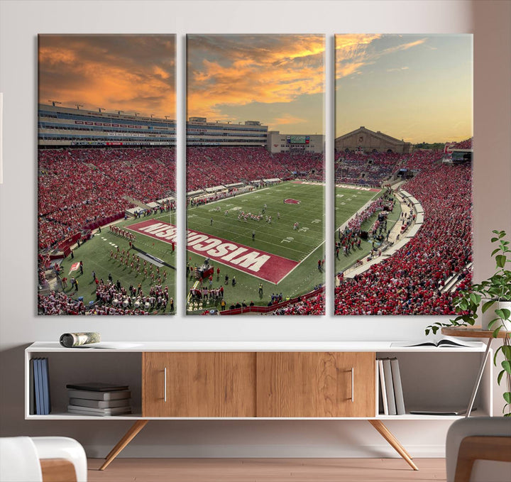 Wisconsin Badgers Football Team Print - Madison Camp Randall Stadium Wall Art Canvas Print