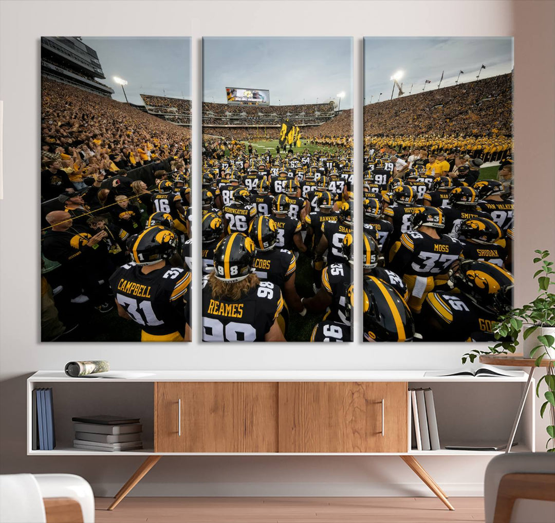 Iowa University Hawkeyes Football Team Print - Iowa City Kinnick Stadium Wall Art Canvas Print