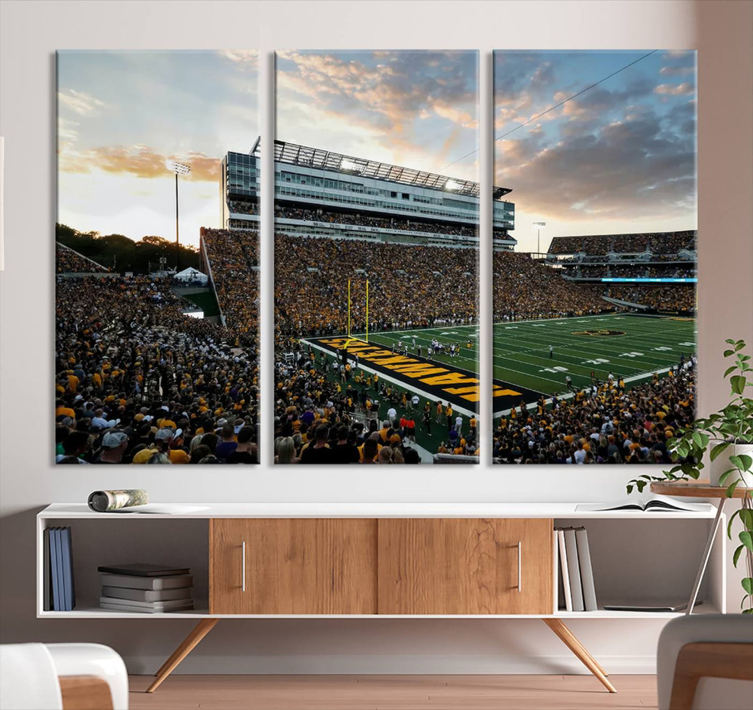 Iowa University Hawkeyes Football Team Print - Iowa City Kinnick Stadium Wall Art Canvas Print