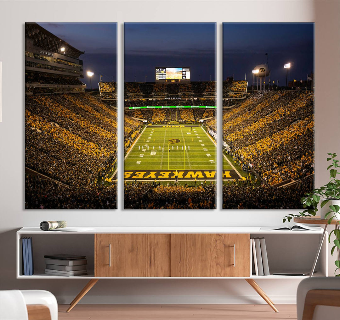 Iowa University Hawkeyes Football Team Print - Iowa City Kinnick Stadium Wall Art Canvas Print