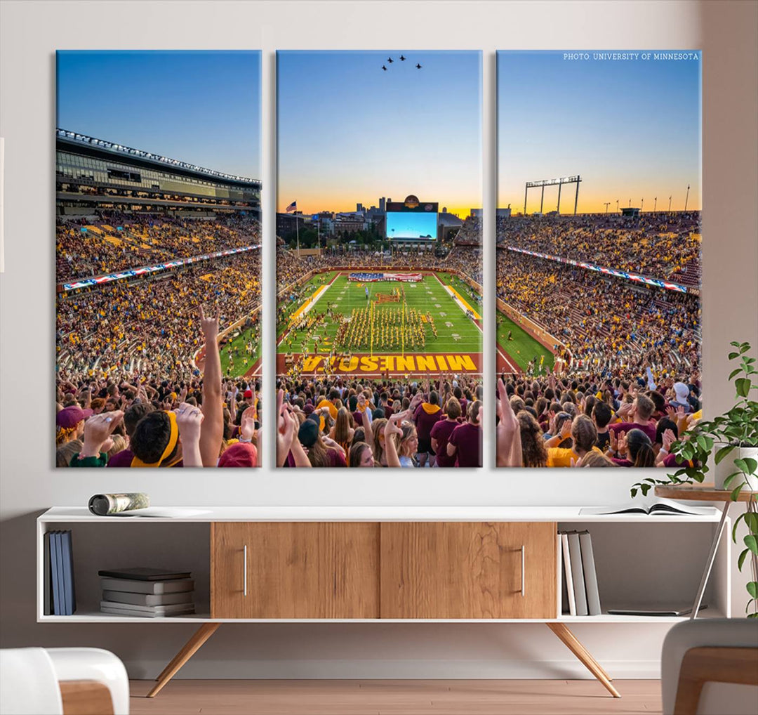 University of Minnesota Golden Gophers Football Team Print - Minneapolis Huntington Bank Stadium Wall Art Canvas Print