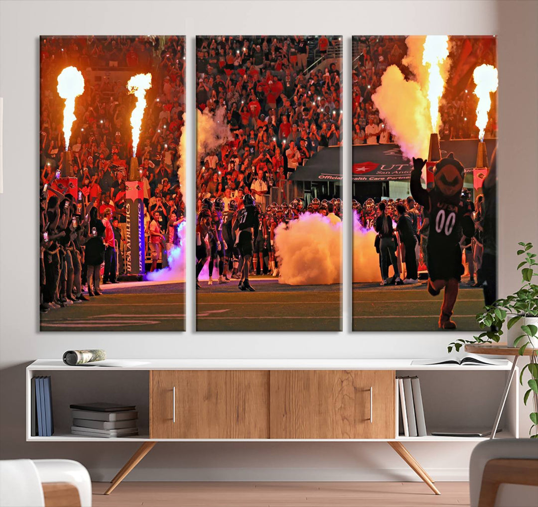 The University of Texas at San Antonio Roadrunners Football Team Print - San Antonio Alamodome Wall Art Canvas Print