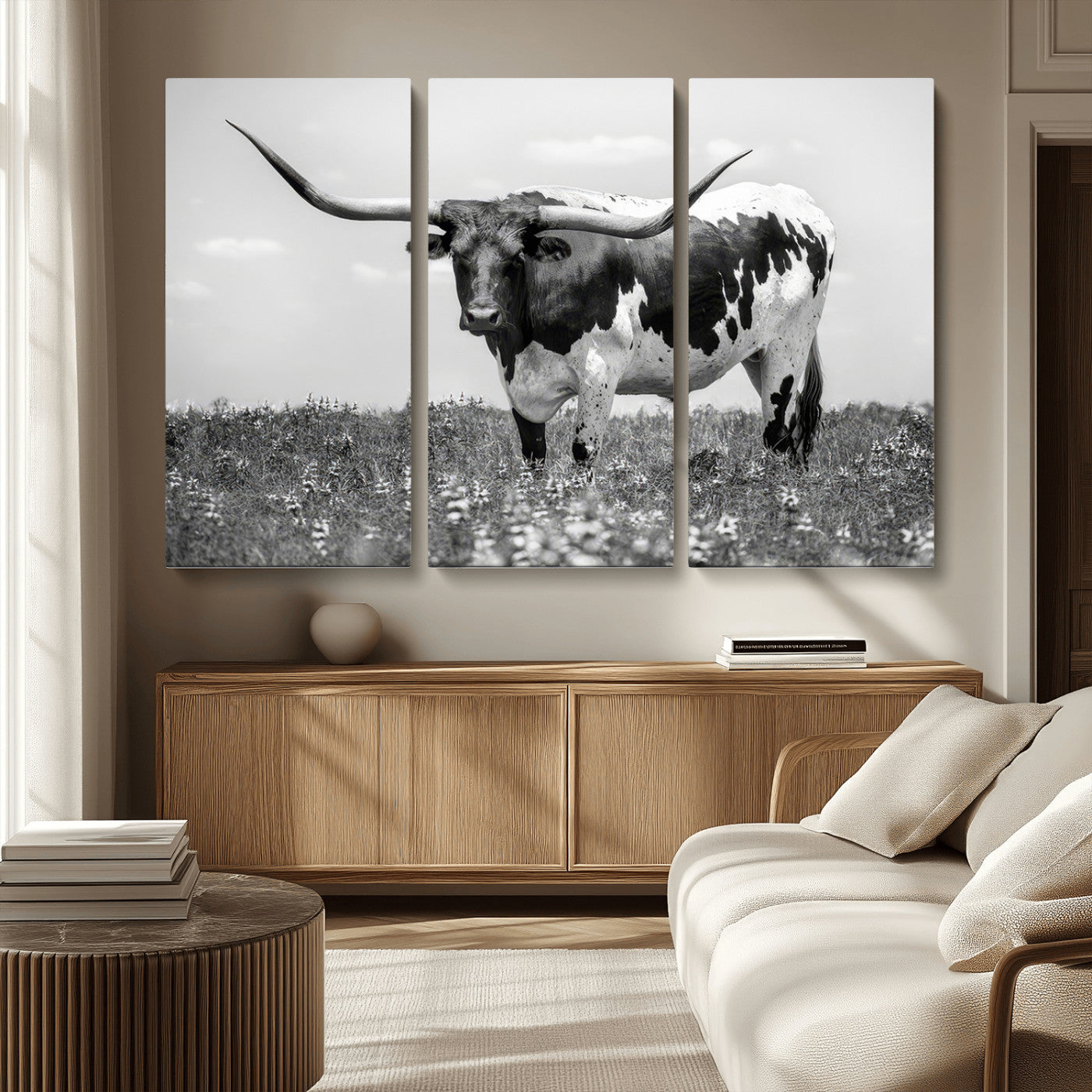 -Texas Black White Highland Longhorn Cow Wall Art Canvas Print