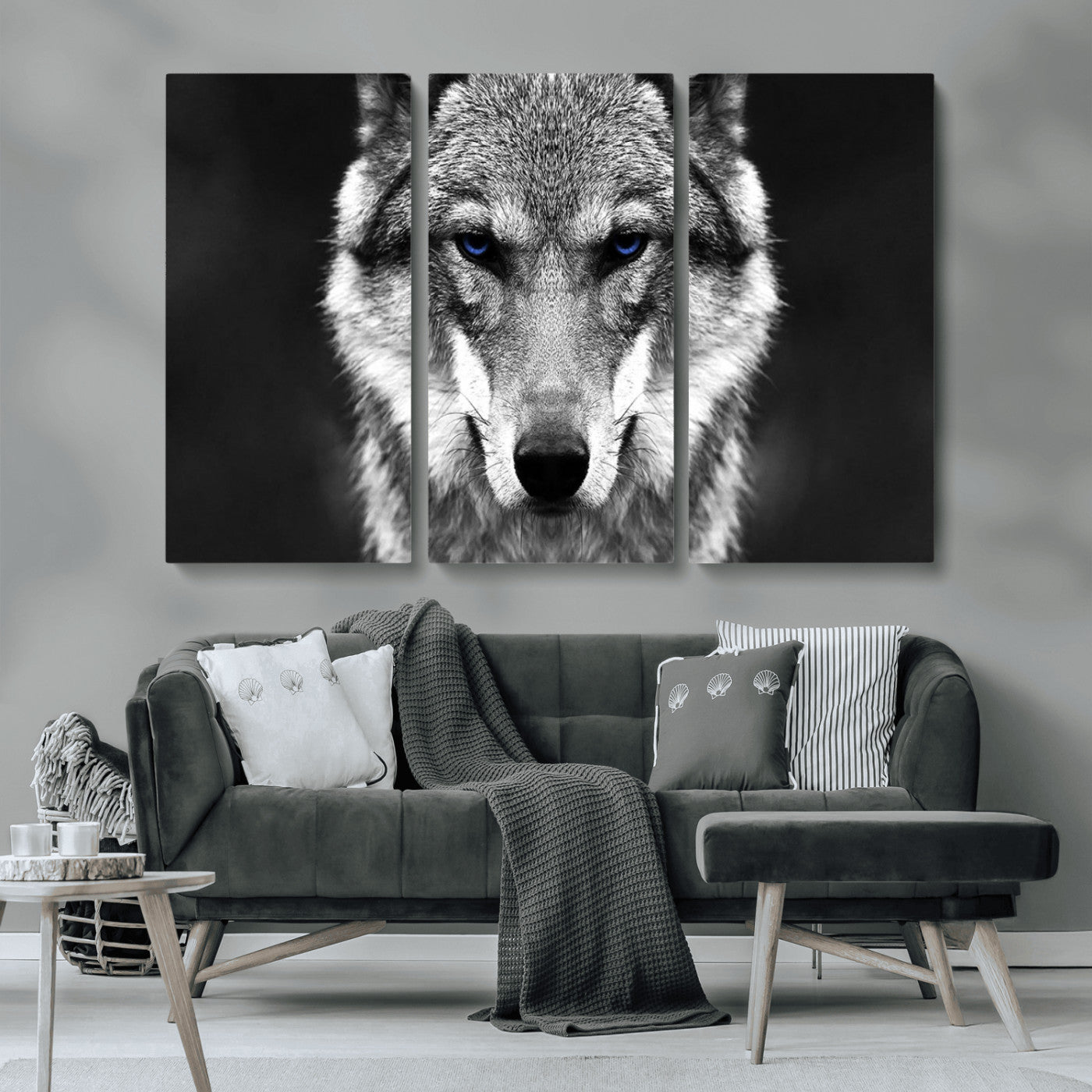 MGV-CV-48X32-3P - Black and White Wild Wolf Wall Art Canvas Print