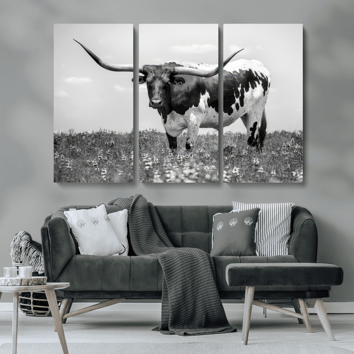 -Texas Black White Highland Longhorn Cow Wall Art Canvas Print