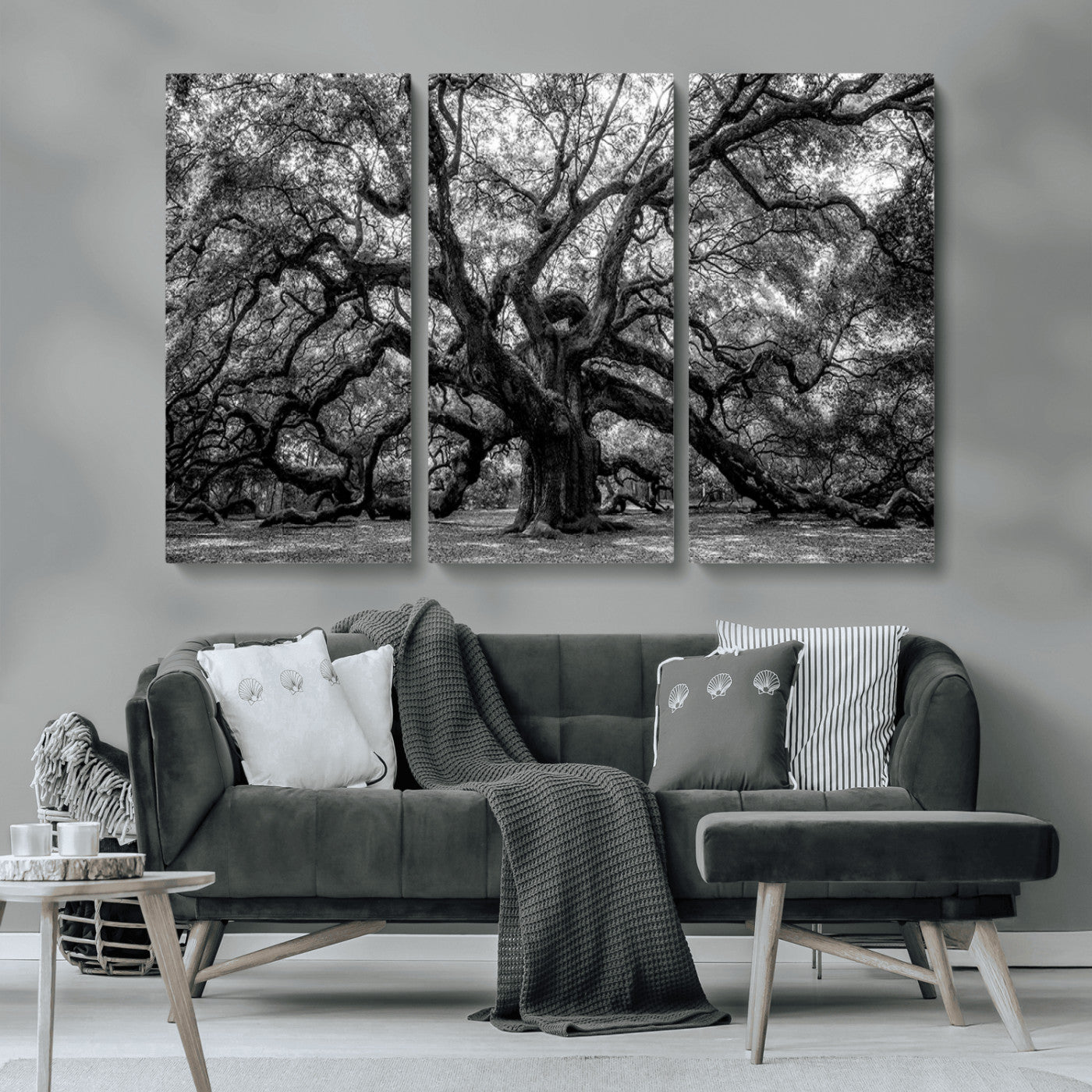 MGV-CV-48X32-3P - Black and White Old Angel Oak Tree Wall Art Canvas Print