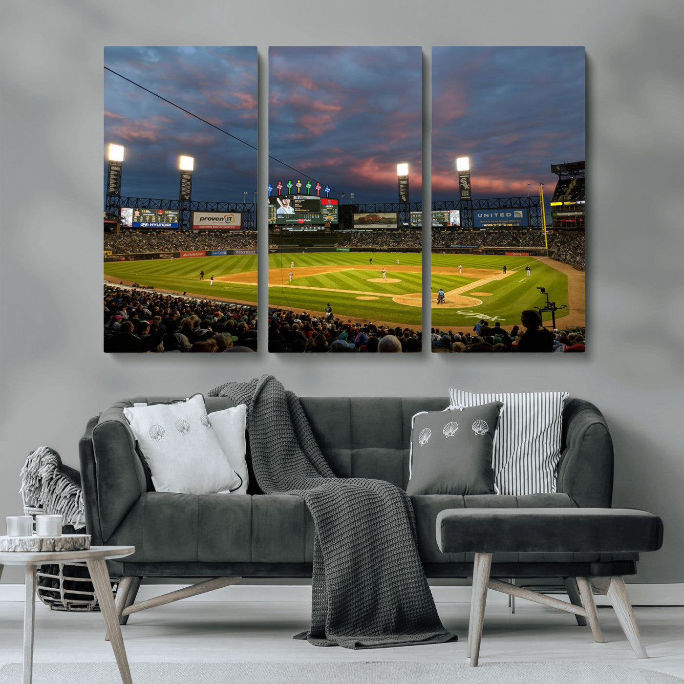 MGV-CV-48X32-3P - Chicago White Sox Baseball Team Print Canvas- Guaranteed Rate Field Stadium Wall Art Canvas Print