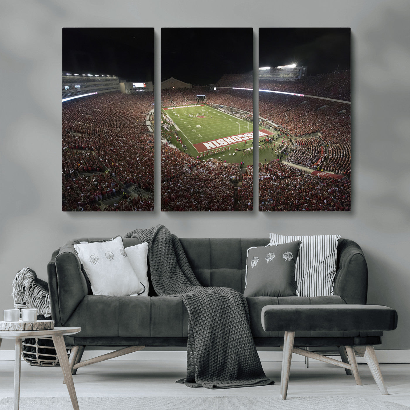 MGV-CV-48X32-3P - Wisconsin Badgers Football Team Print - Madison Camp Randall Stadium Wall Art Canvas Print