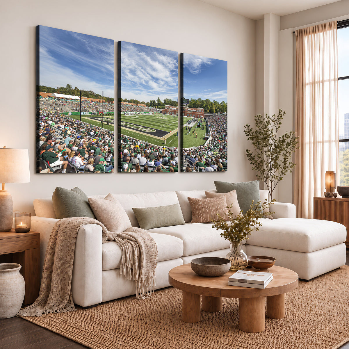 67799-MGV-CV-36X24 - University of Charlotte 49ers Football Team Print - Charlotte Jerry Richardson Stadium Canvas Print