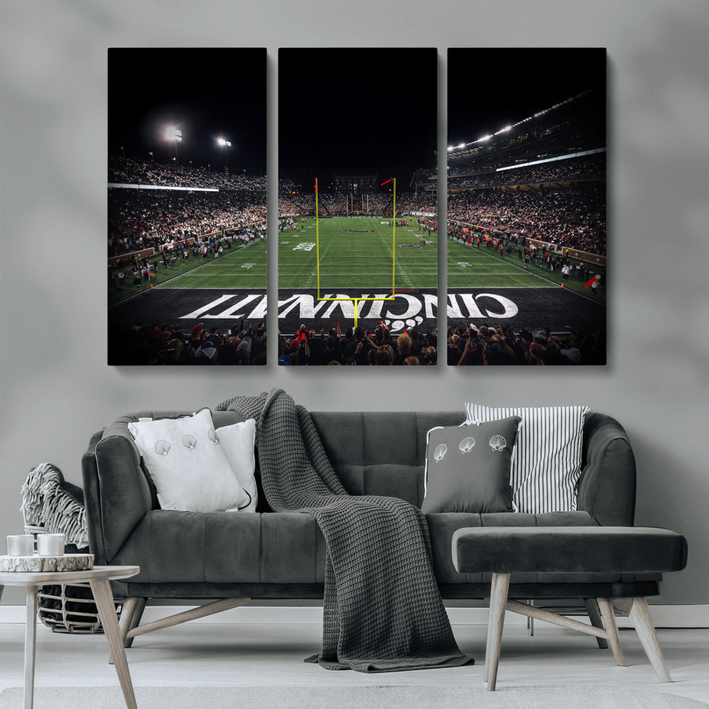 MGV-CV-48X32-3P - Cincinnati Bearcats Football Team Print - Nippert Stadium Wall Art Canvas Print