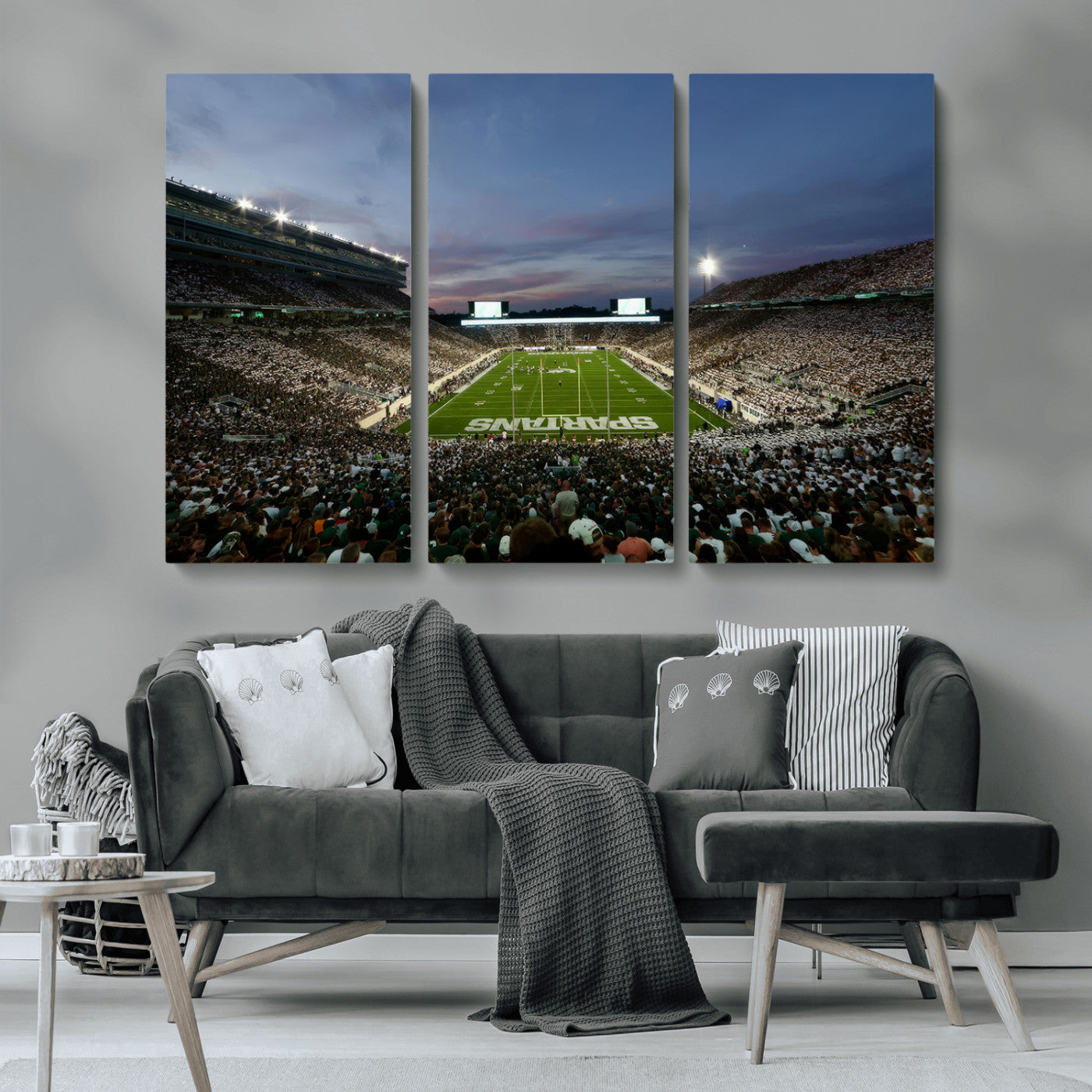 MGV-CV-48X32-3P - Michigan State Spartans Football Team Print - East Lansing Spartan Stadium Canvas Print