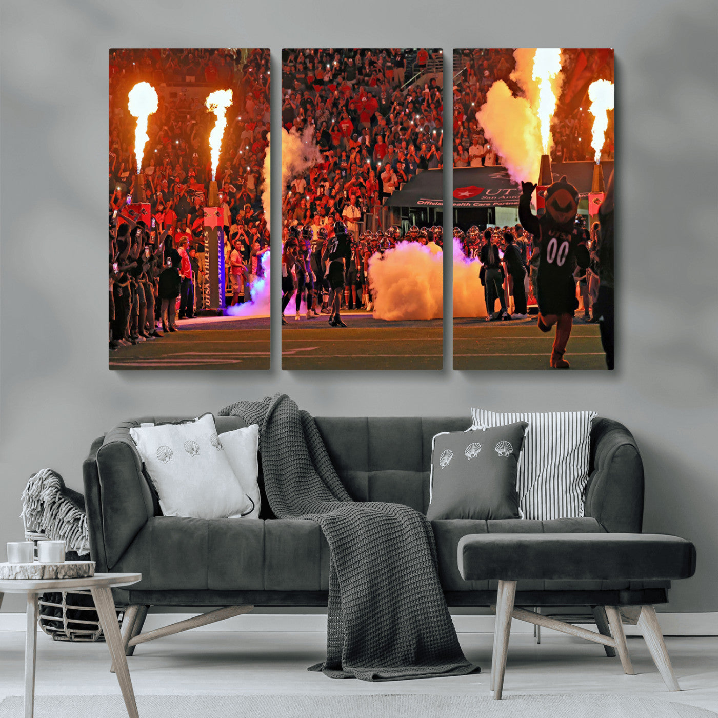 MGV-CV-48X32-3P - The University of Texas at San Antonio Roadrunners Football Team Print - San Antonio Alamodome Wall