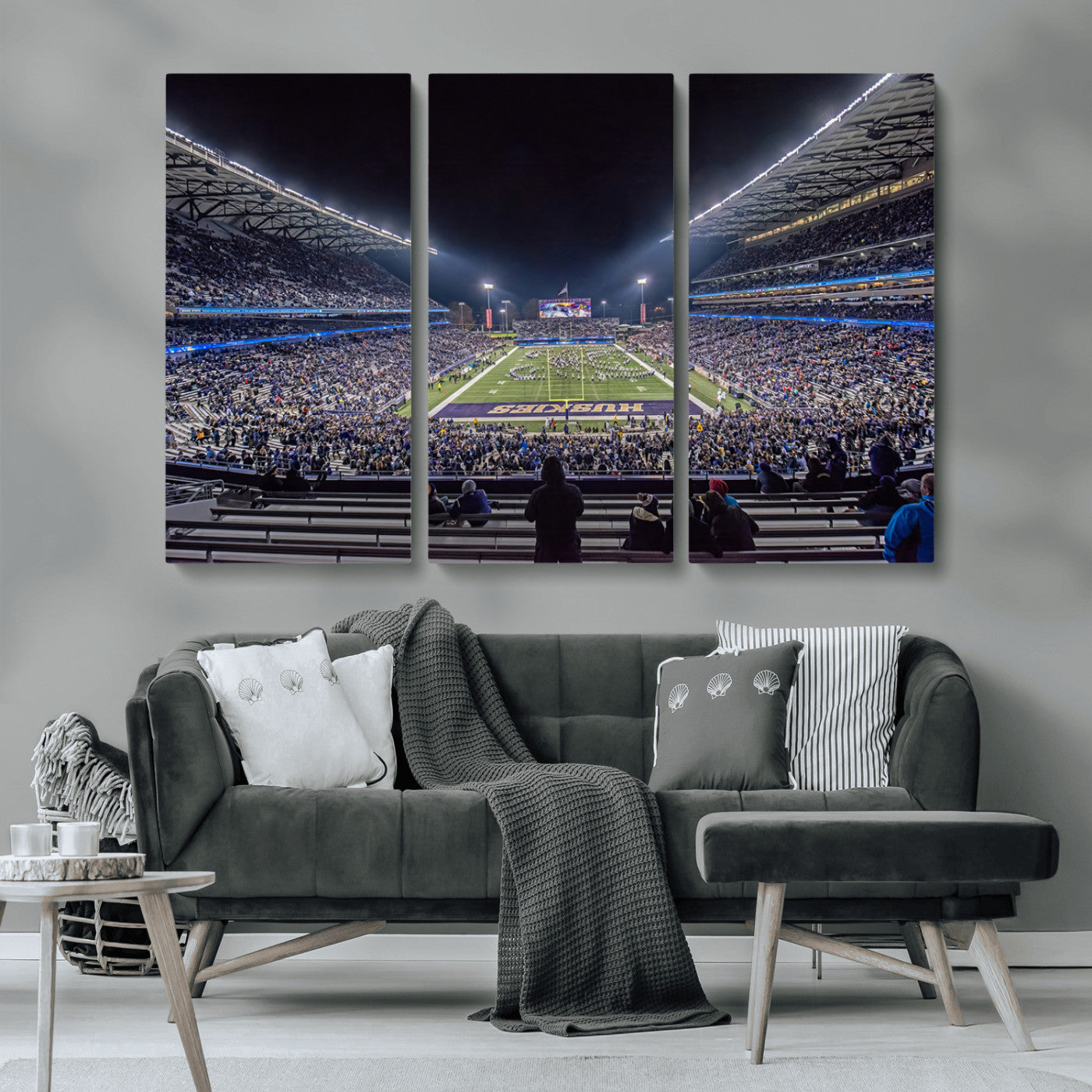 MGV-CV-48X32-3P - The University of Washington Huskies Football Team Print - Seattle Husky Stadium Wall Art Canvas