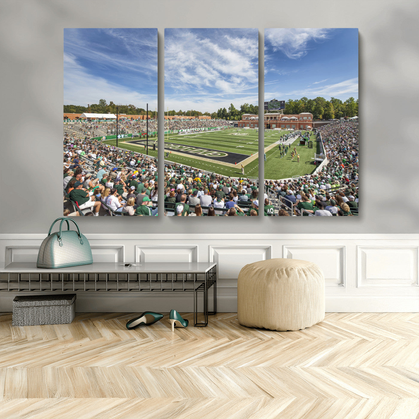 MGV-CV-48X32-3P - University of Charlotte 49ers Football Team Print - Charlotte Jerry Richardson Stadium Canvas Print