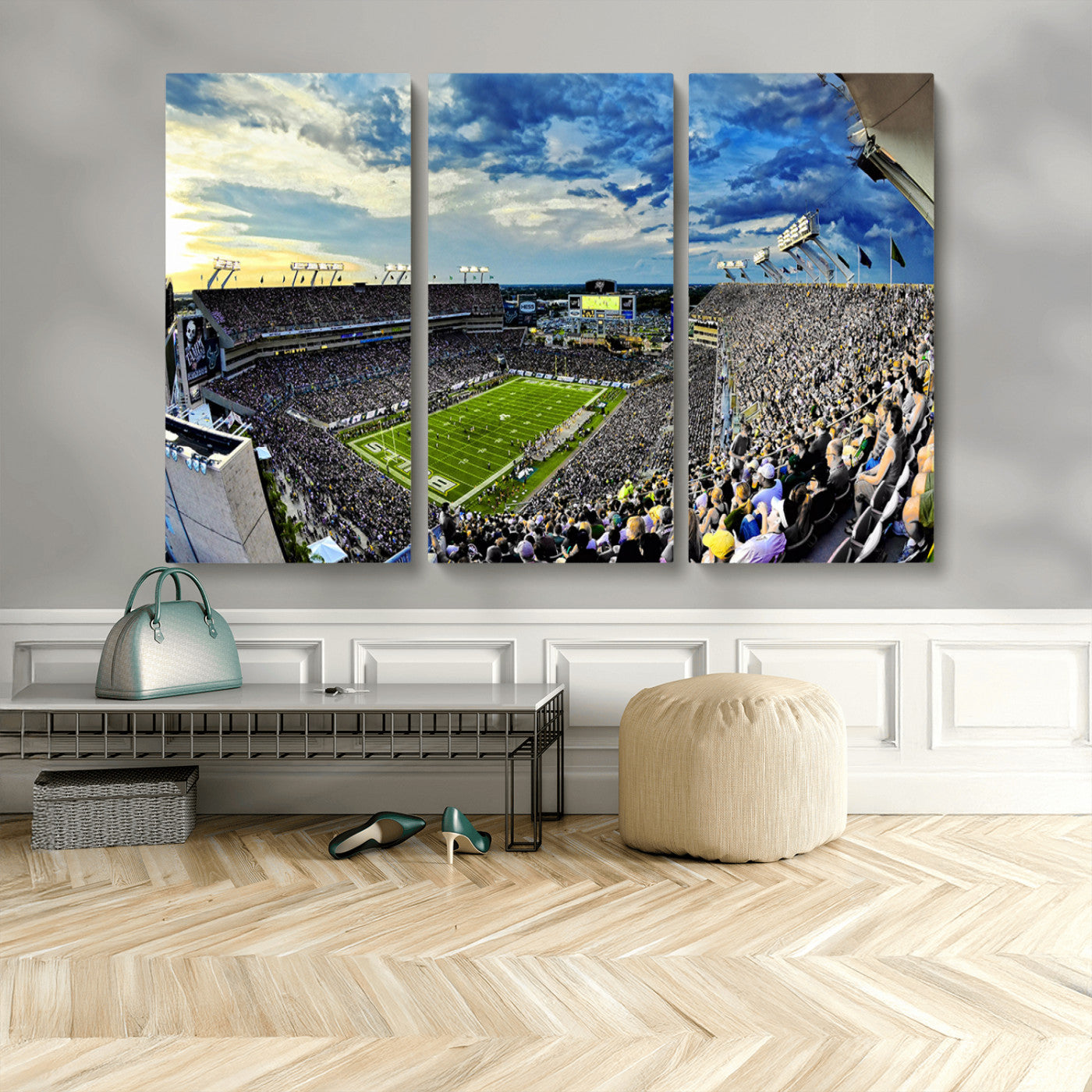 MGV-CV-48X32-3P - Framed USF Bulls Football Team Print - Tampa Raymond James Stadium Wall Art Canvas Print