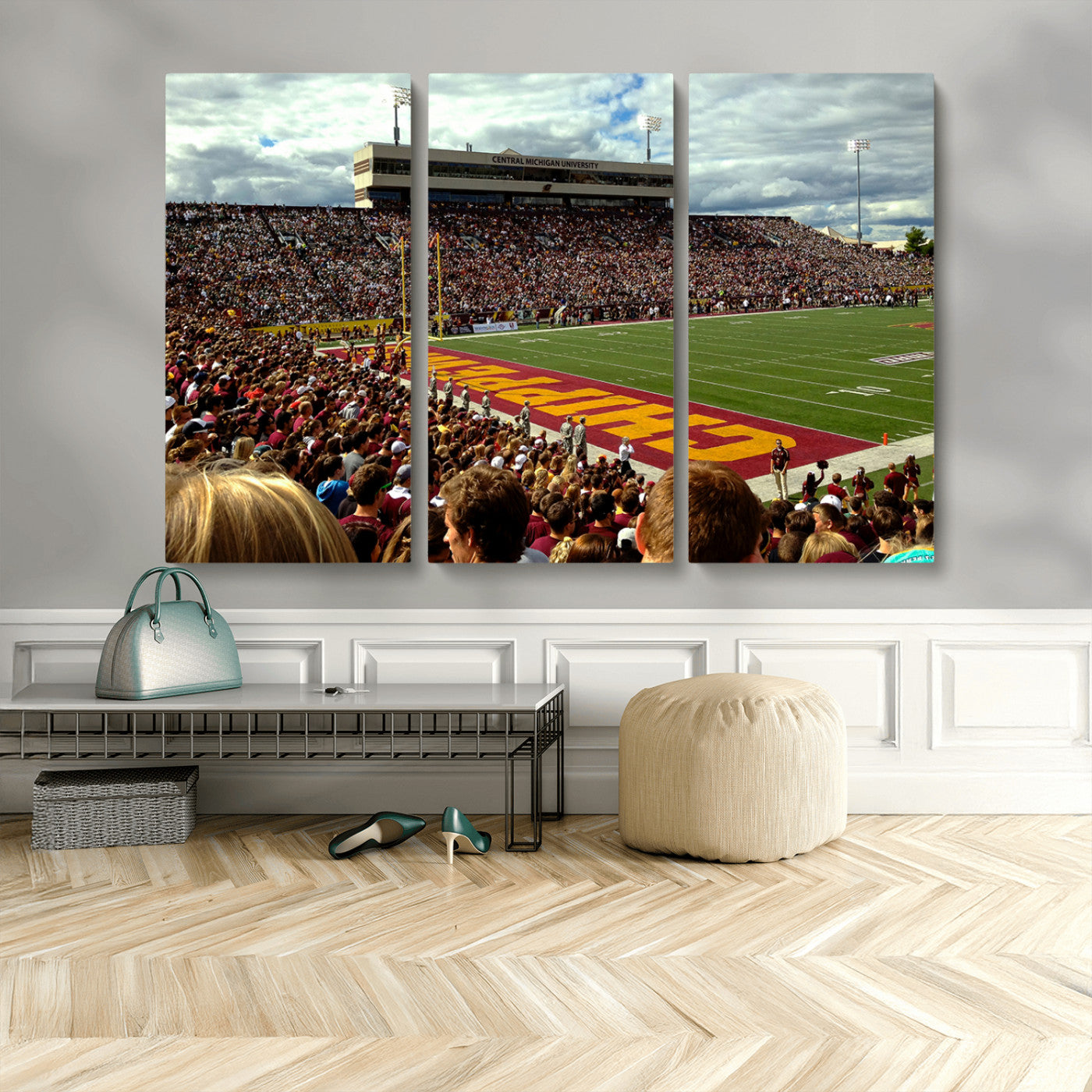 MGV-CV-48X32-3P - Central Michigan University Chippewas Football Team Print - Mount Pleasant Kelly/Shorts Stadium Wall