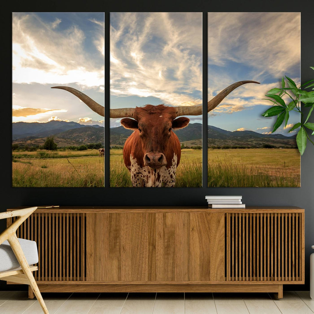 Texas Longhorn Canvas Wall Art – Majestic Triptych Animal Print – Rustic Western Decor for Living Room or Office – Ready to Hang