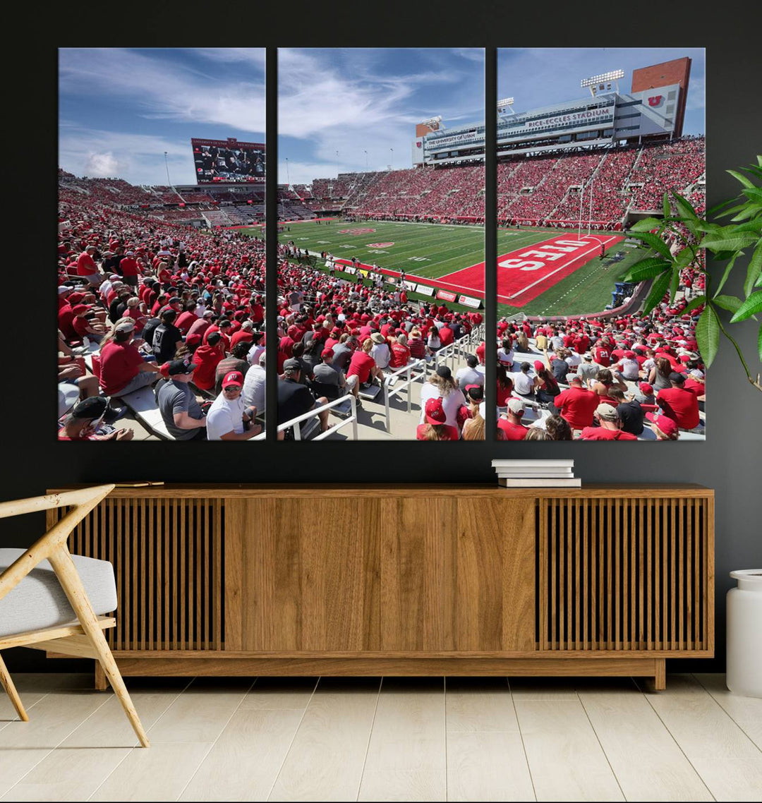 Utah Utes Football Team Print - Salt Lake City Rice-Eccles Stadium Wall Art Canvas Print