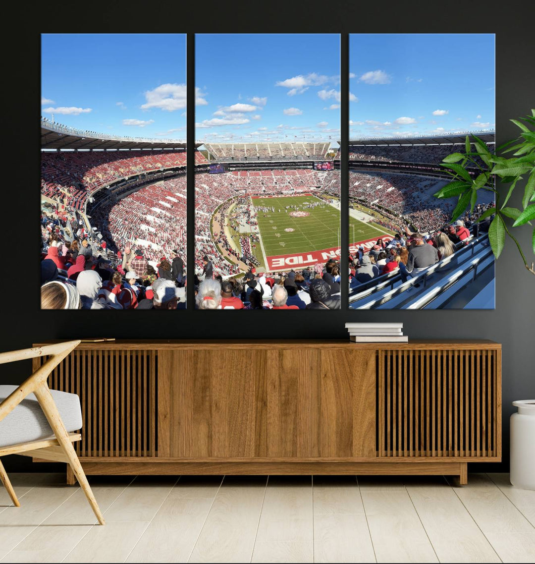 University of Alabama Crimson Tide Football Team Print - Tuscaloosa Bryant-Denny Stadium Wall Art Canvas Print