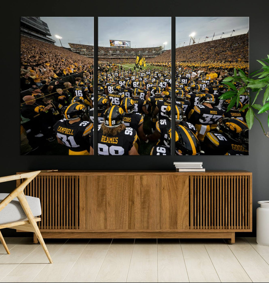 Iowa University Hawkeyes Football Team Print - Iowa City Kinnick Stadium Wall Art Canvas Print