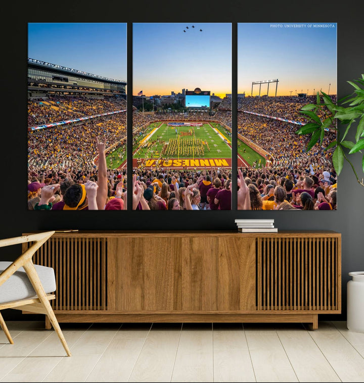 University of Minnesota Golden Gophers Football Team Print - Minneapolis Huntington Bank Stadium Wall Art Canvas Print