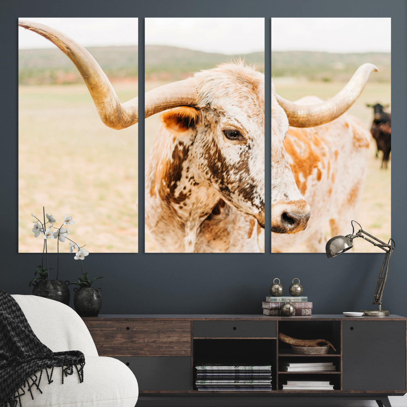 21060648-MGV-CV-36X24-Texas Longhorn Wall Art Canvas Print, Framed Speckled Cow Art Picture Print, Rustic Bull Perfect Rustic Western Decor, Framed Speckled Cow