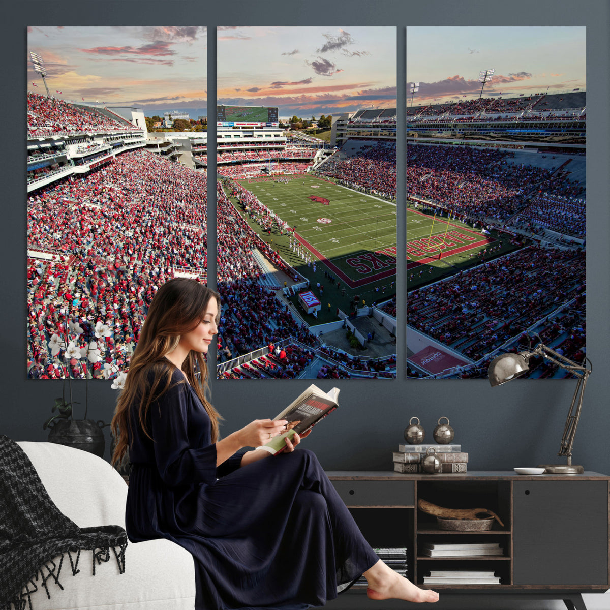 46571211-MGV-CV-36X24 - Donald W. Reynolds Razorback Stadium Wall Art Canvas Print – Arkansas Razorbacks Football Artwork for Home, Office, and Sports Room Decor