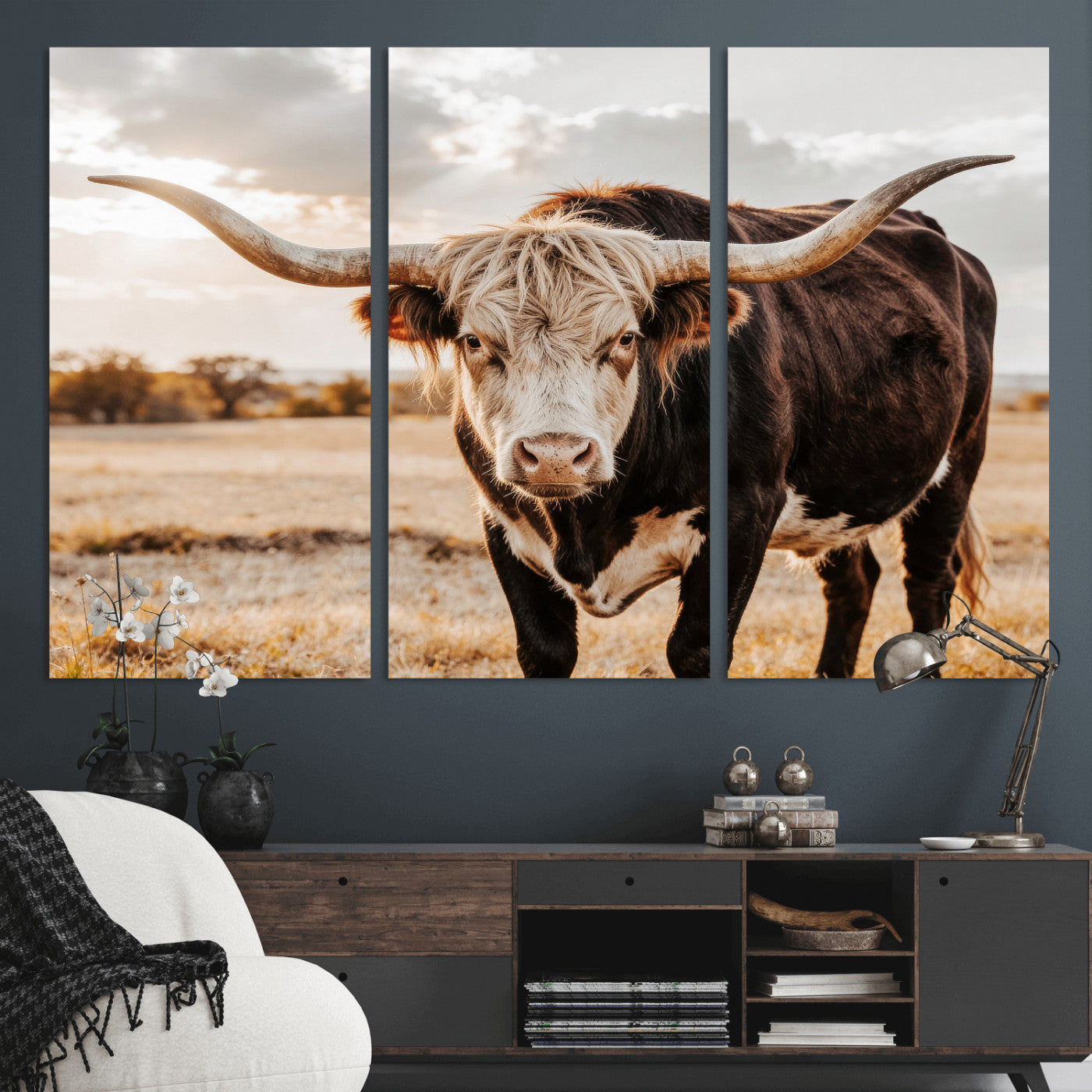 88230279-MGV-CV-36X24 - Texas Longhorn Bull Rustic Wall Art Canvas Print, Western Cattle Photography Canvas Print, Ranch Farm Animal Western Art Printing