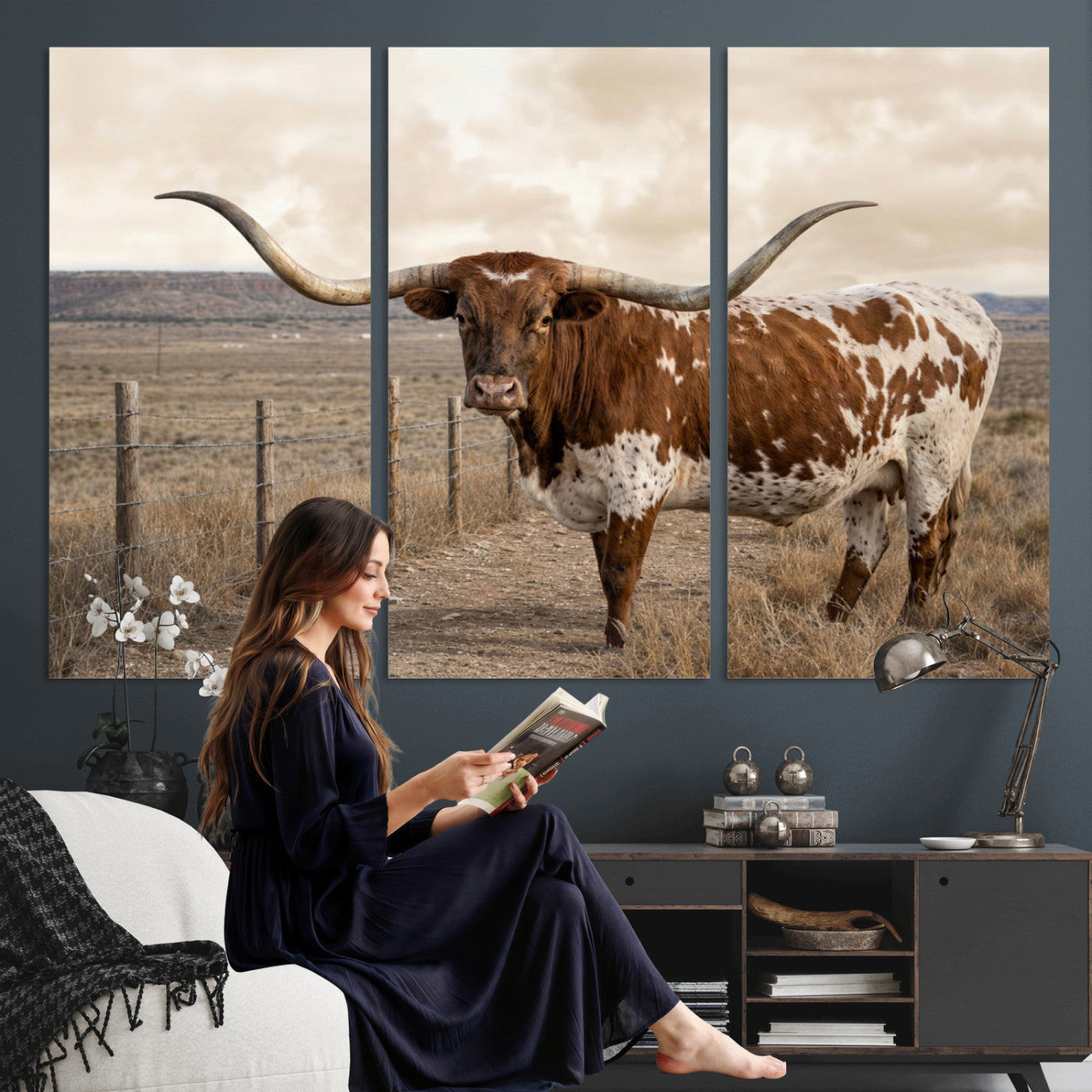 22808364-MGV-CV-36X24 - Texas Longhorn Cattle in Desert Pasture Wall Art Canvas Print - Rustic Western Decor