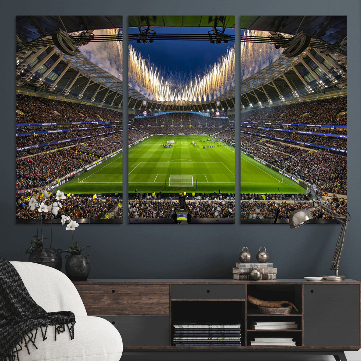 40157-MGV-CV-36X24 - Tottenham Hotspur Football Team Print, London Tottenham Hotspur Stadium Wall Art