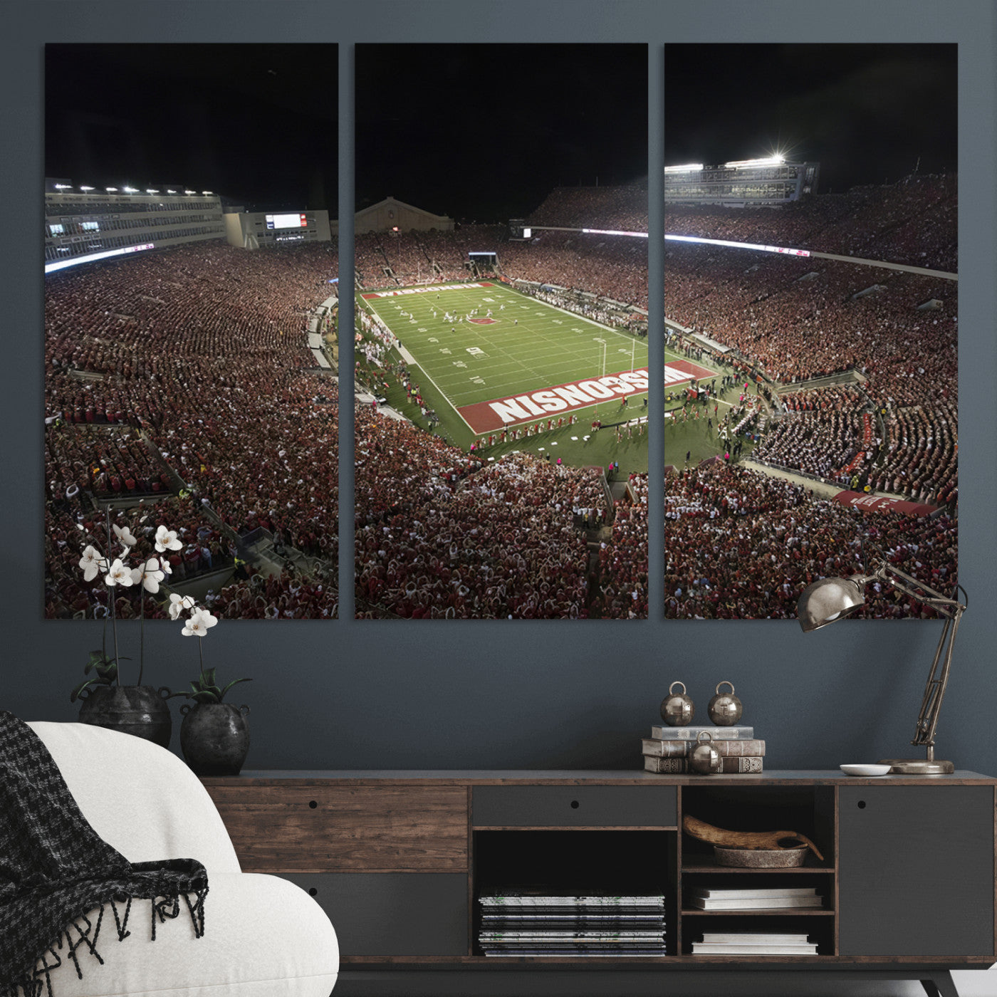 MGV-CV-48X32-3P - Wisconsin Badgers Football Team Print - Madison Camp Randall Stadium Wall Art Canvas Print