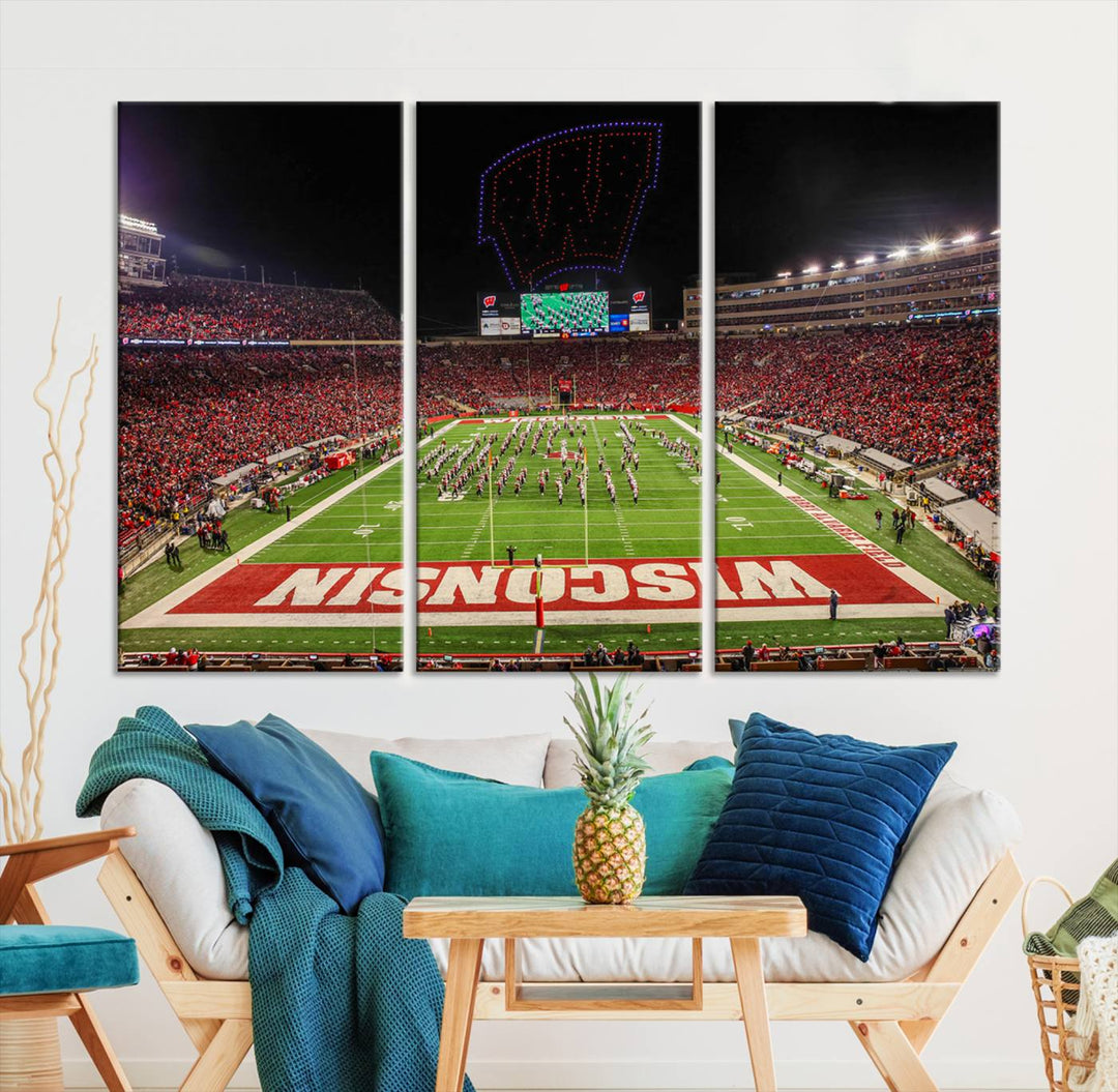 Wisconsin Badgers Football Team Print - Madison Camp Randall Stadium Wall Art Canvas Print