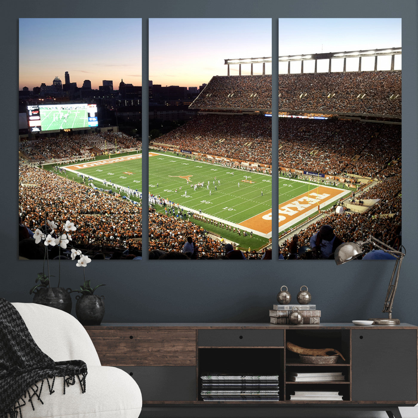 MGV-CV-48X32-3P - Darrell K Royal-Texas Memorial Stadium Canvas Wall Art - Texas Longhorns Football Match