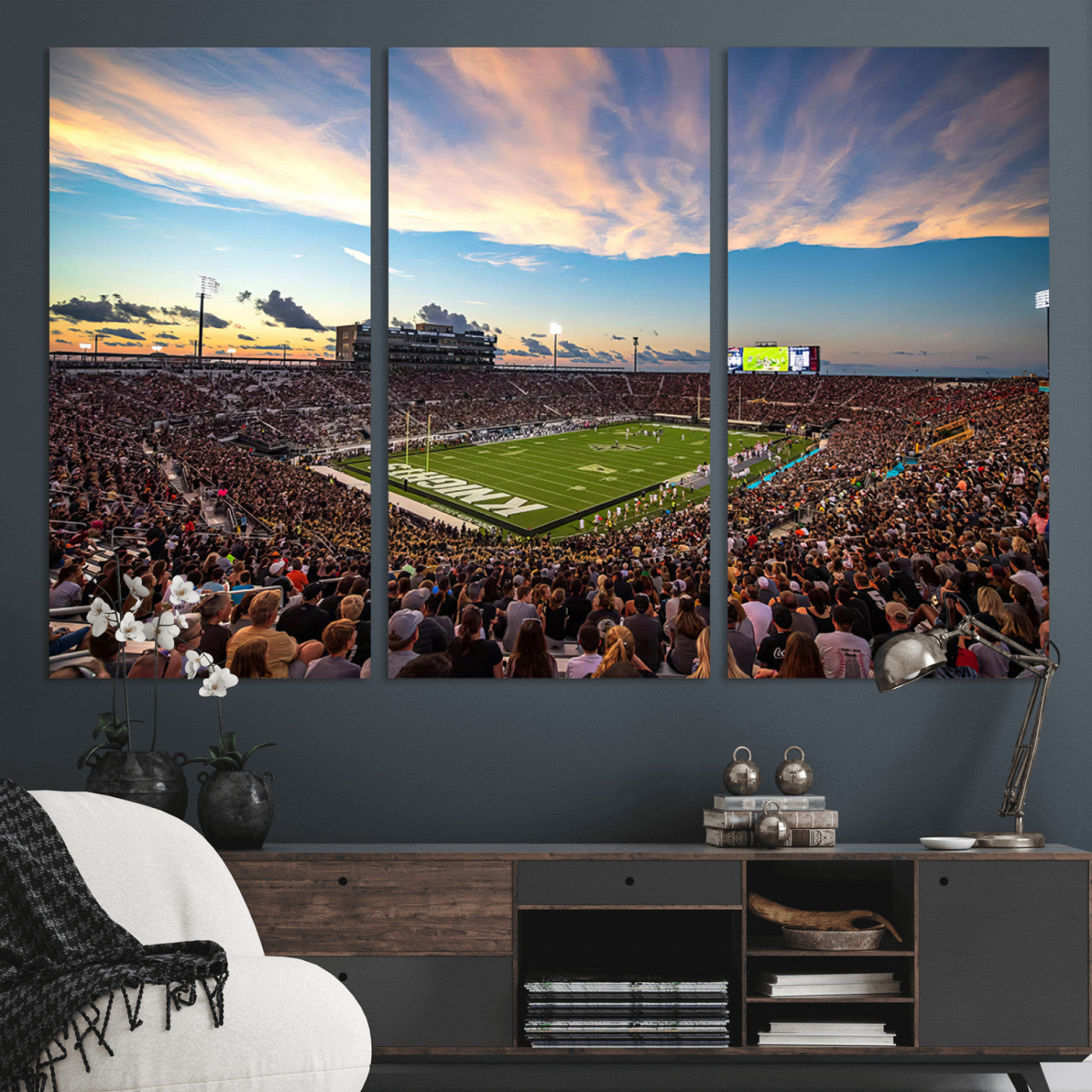 MGV-CV-48X32-3P - UCF Knights Football Team Print - Orlando FBC Mortgage Stadium Wall Art Canvas Print