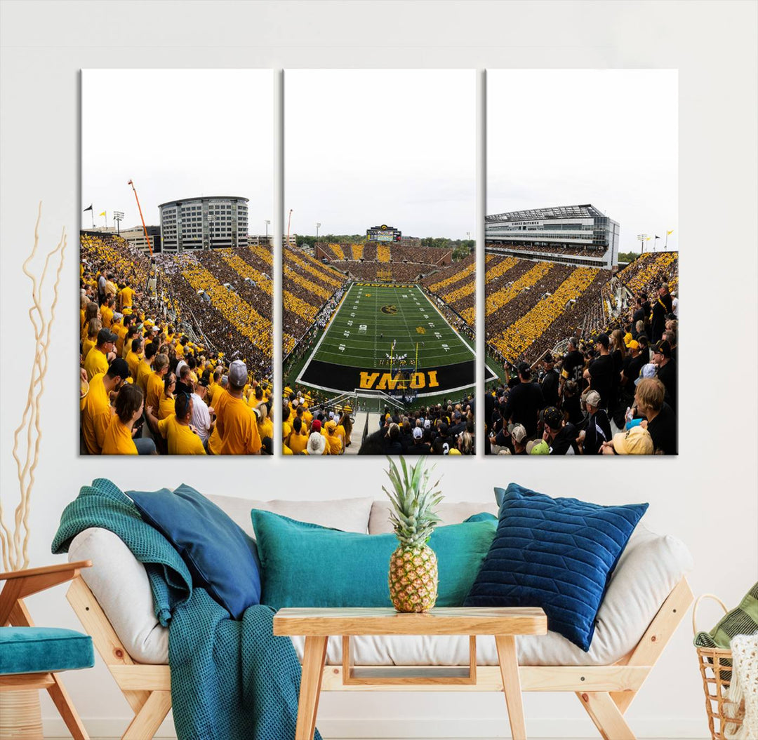 Iowa University Hawkeyes Football Team Print - Iowa City Kinnick Stadium Wall Art Canvas Print