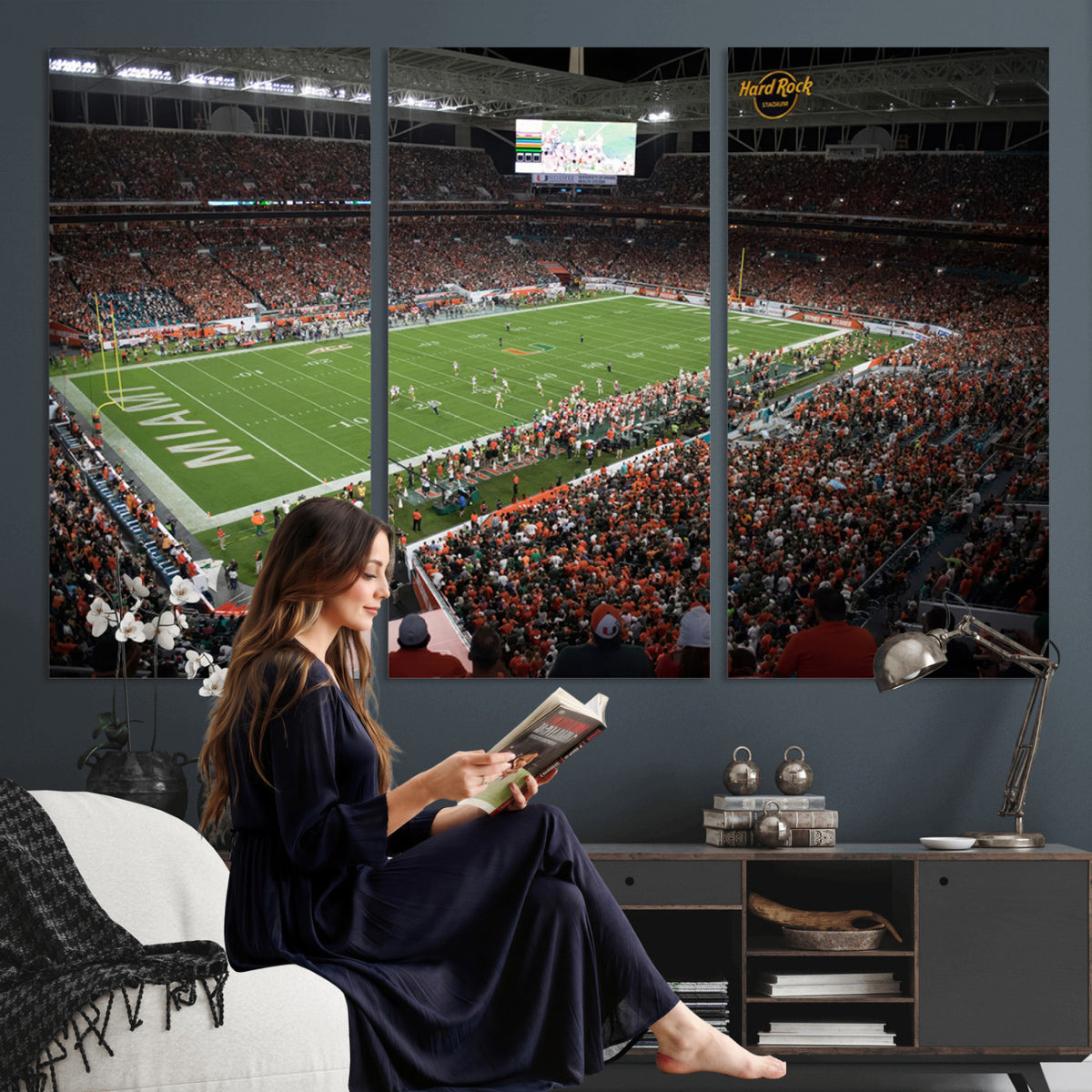 33698-PAN-FL-20X10 - Miami Hurricanes Football Team Print Canvas- Miami Hard Rock Stadium Wall Art Canvas Print