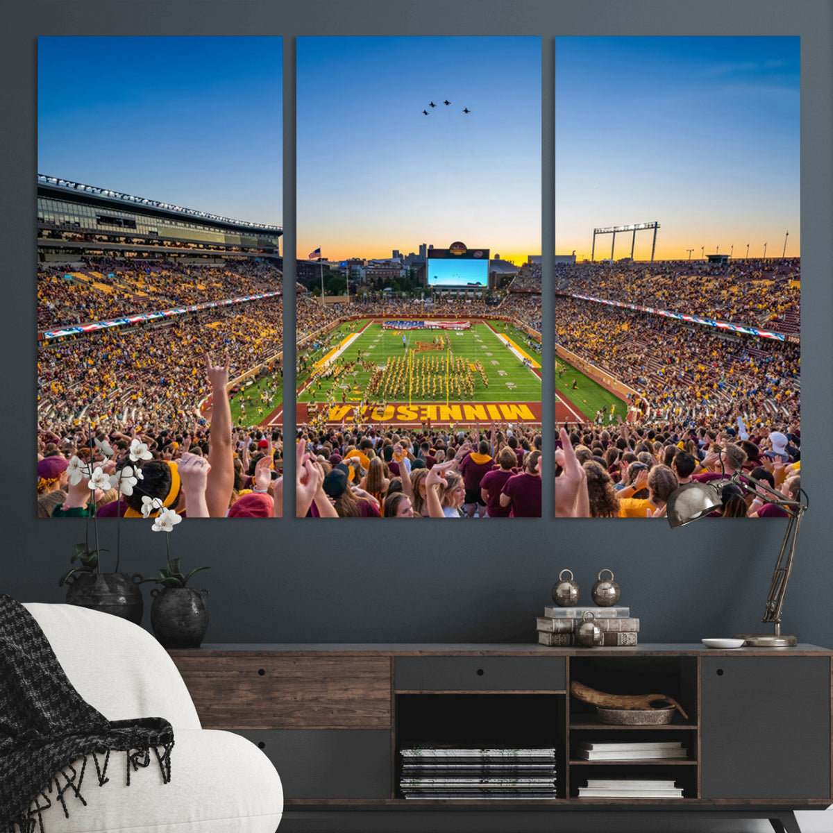 84421-MGV-CV-36X24 - University of Minnesota Golden Gophers Art Print, Football Team Print - Minneapolis Huntington Bank