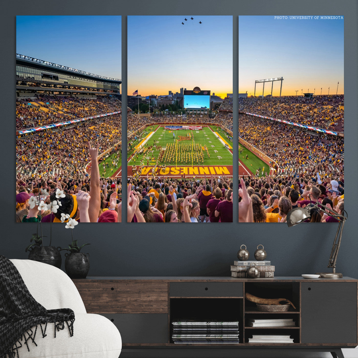 MGV-CV-48X32-3P - University of Minnesota Golden Gophers Football Team Print - Minneapolis Huntington Bank Stadium