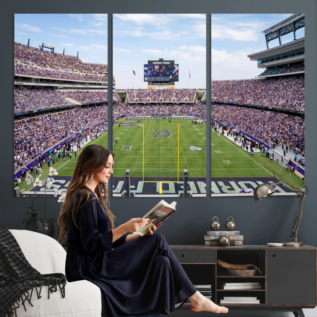 27650-PAN-FL-20X10 - TCU Horned Frogs Football Team Print - Fort Worth Amon G. Carter Stadium Wall Art Canvas Print
