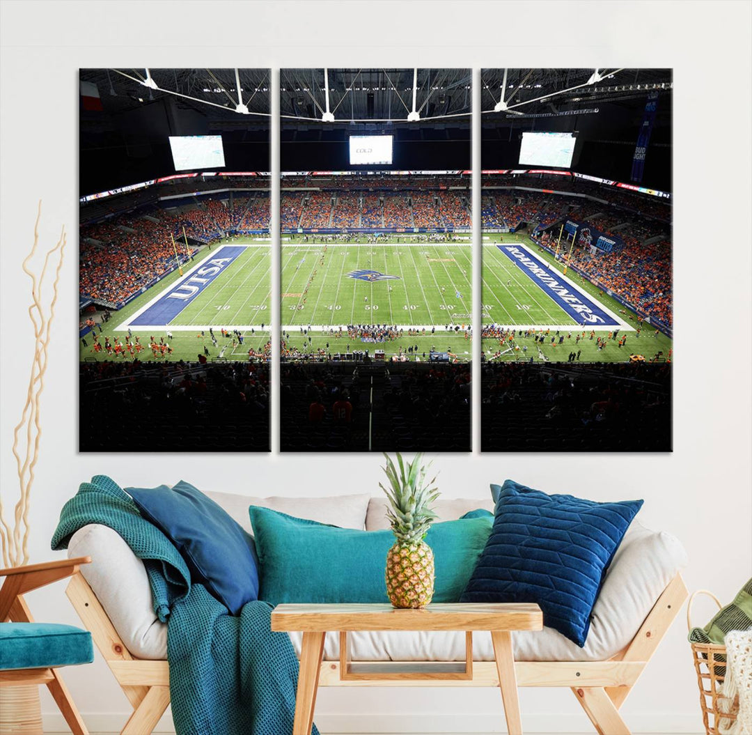 The University of Texas at San Antonio Roadrunners Football Team Print - San Antonio Alamodome Wall Art Canvas Print