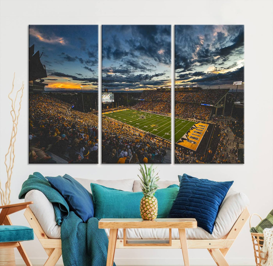 University of Wyoming Cowboys Football Team Print - Laramie War Memorial Stadium Wall Art Canvas Print